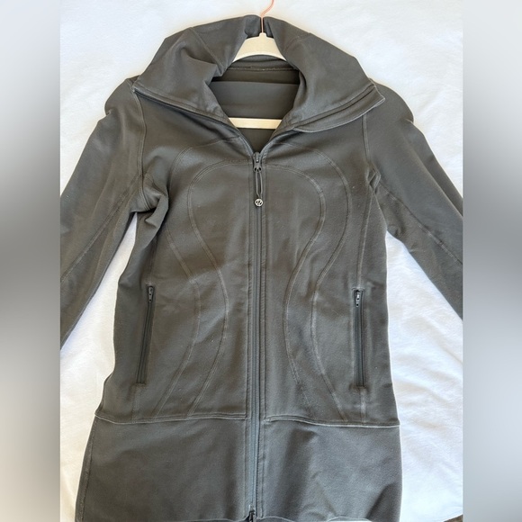 Lululemon Define Jacket Olive Green Zip Up - Picture 3 of 11